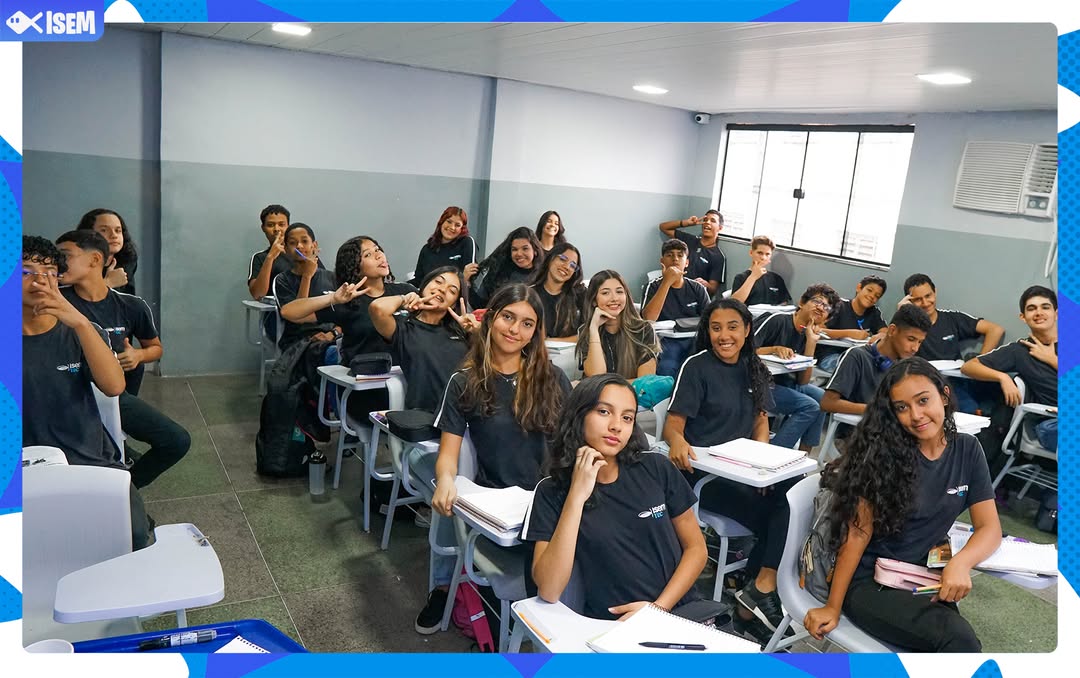 Turma da Ensino Médio do ISEM Escola em Duque de Caxias — 1ª à 3ª série